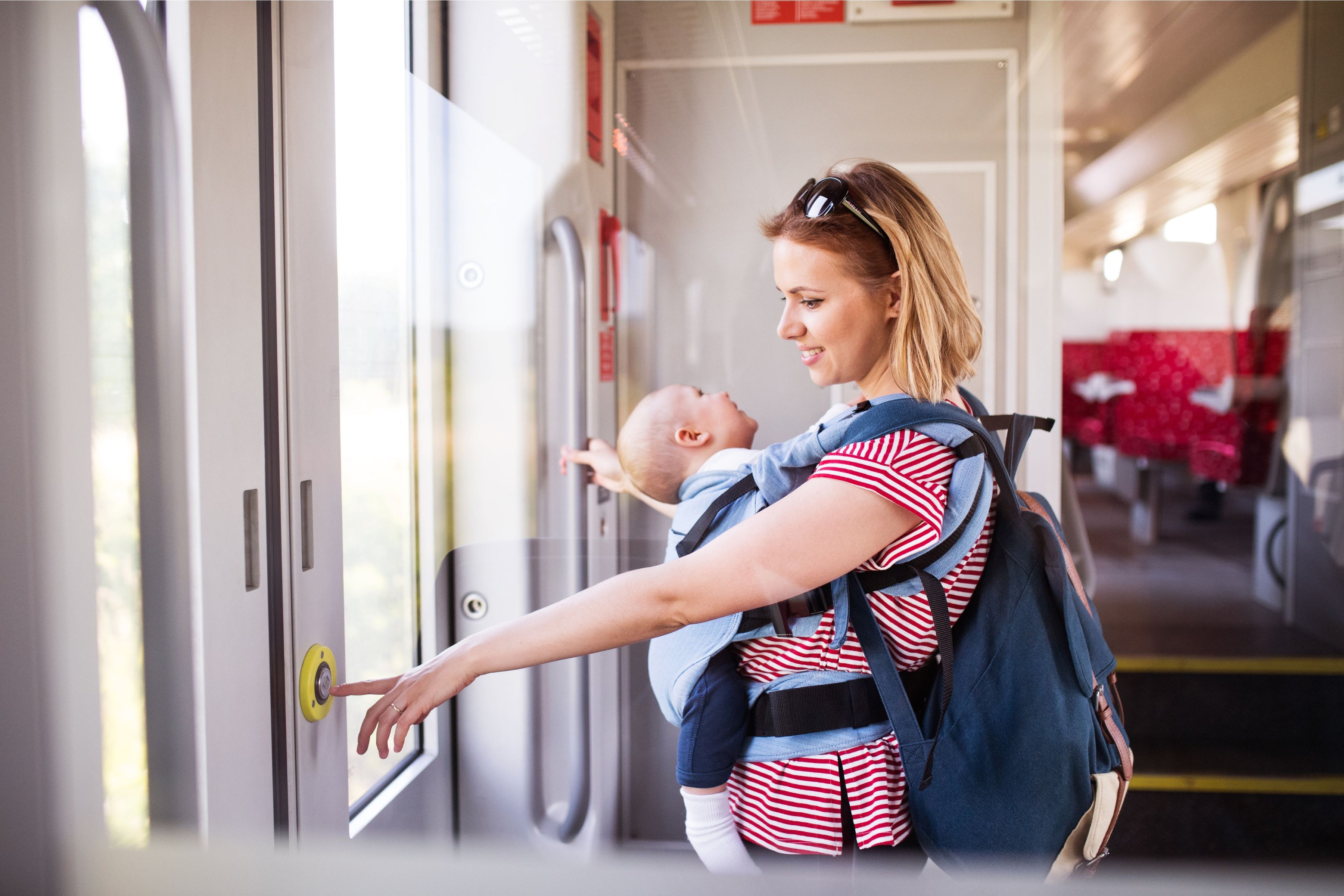 Bebe en voyage avec maman